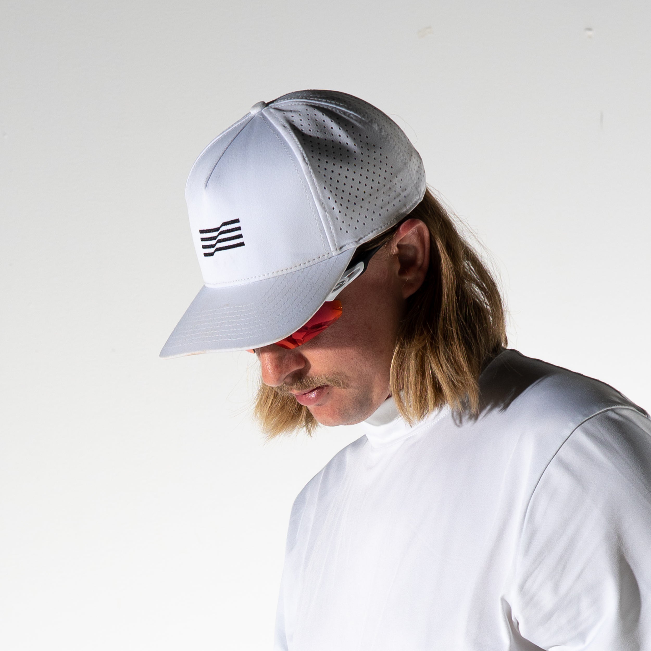 Quickdry Perforated Hat: Flag — White